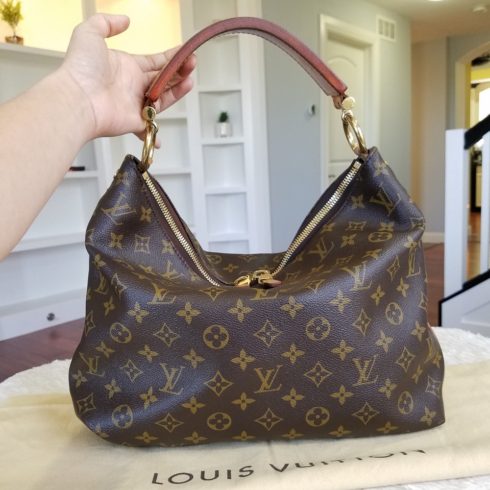 💕Authentic LV Sully PM Hobo Bag Discontinued/RARE